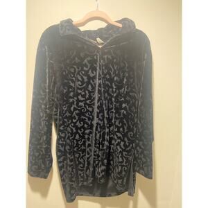 Fast Pace Collection Black velvet texture collared shirt.